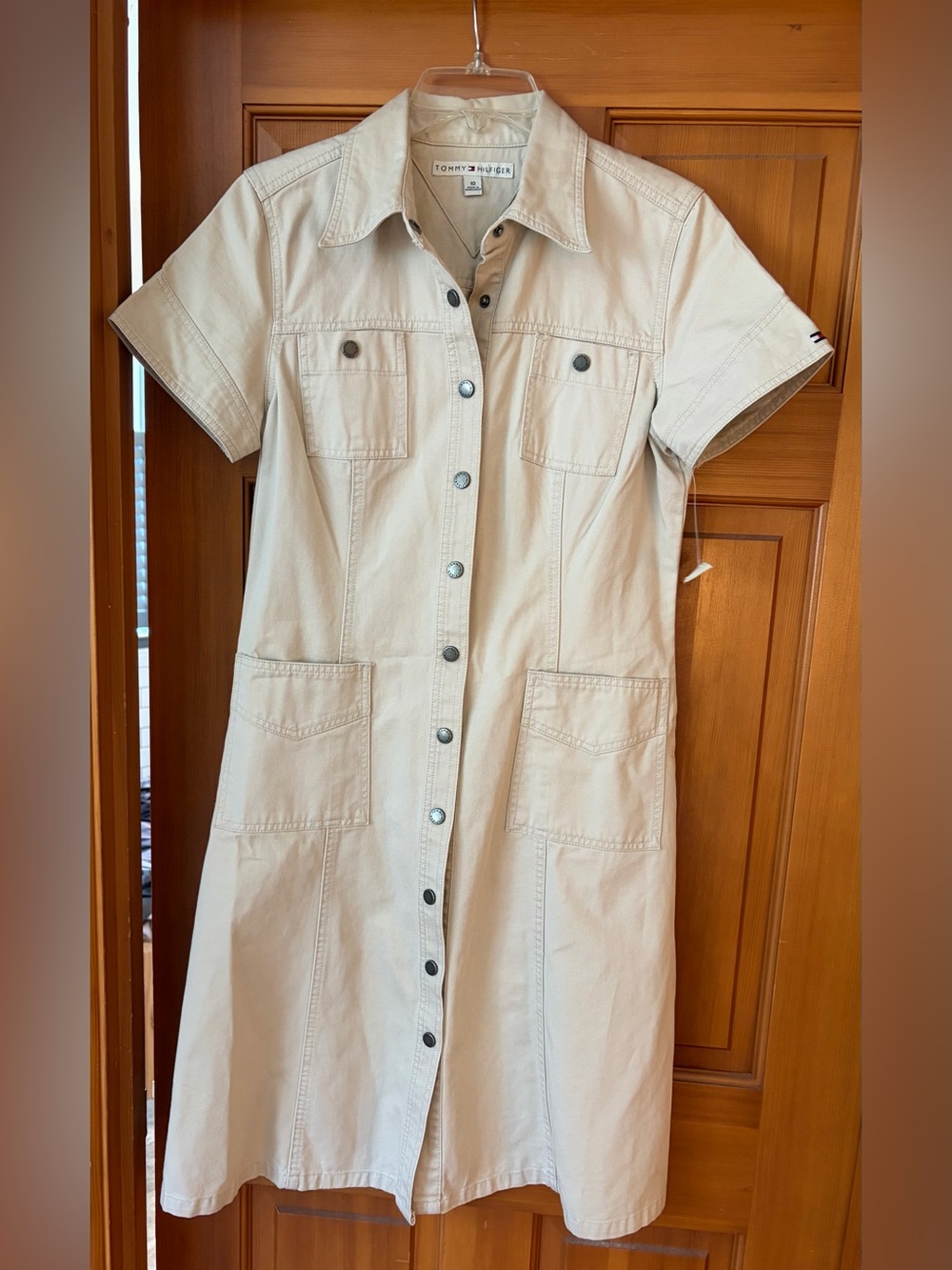 Vintage Y2K TOMMY HILFIGER Khaki Snap Front Pocket Dress, Short Sleeve.  Size 10
